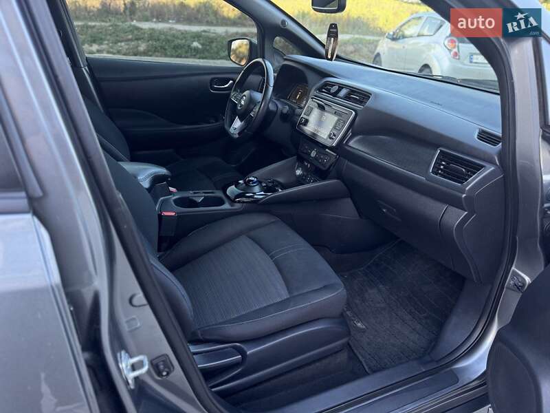 Хэтчбек Nissan Leaf 2018 в Ровно фото 19 Хэтчбек Nissan Leaf 2018 в Ровно
