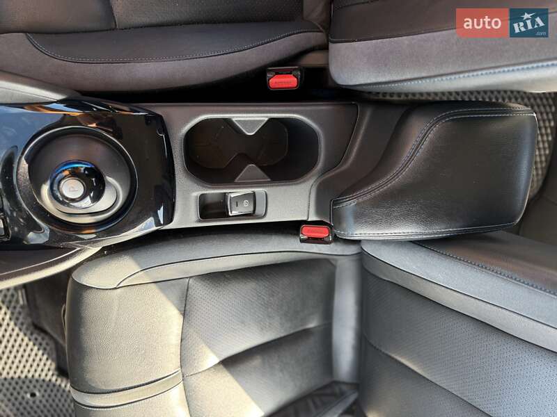 Хэтчбек Nissan Leaf 2019 в Львове