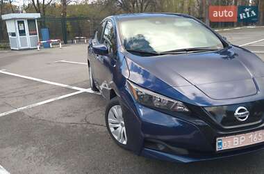 Хэтчбек Nissan Leaf 2023 в Змиеве