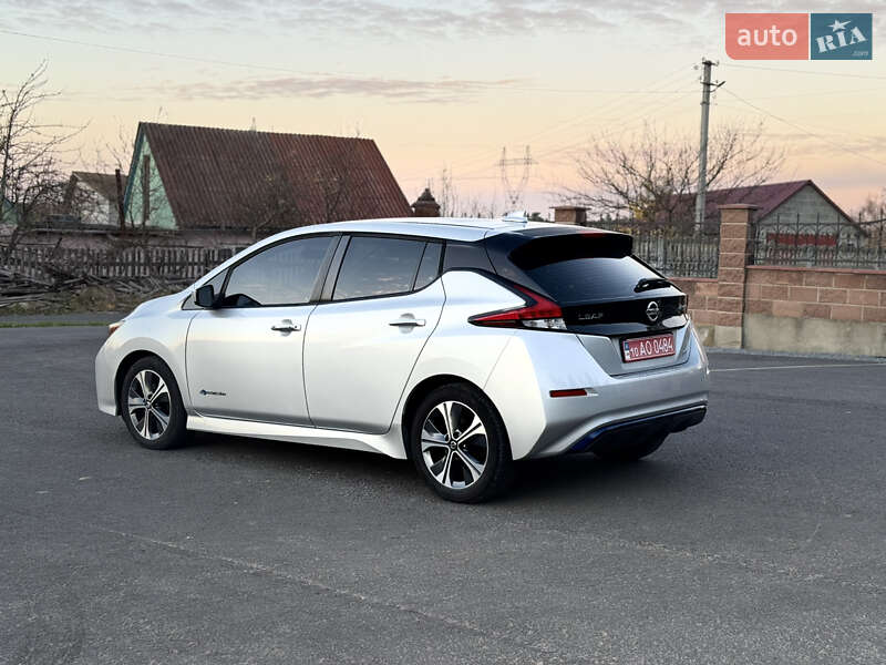 Хэтчбек Nissan Leaf 2018 в Ровно фото 14 Хэтчбек Nissan Leaf 2018 в Ровно