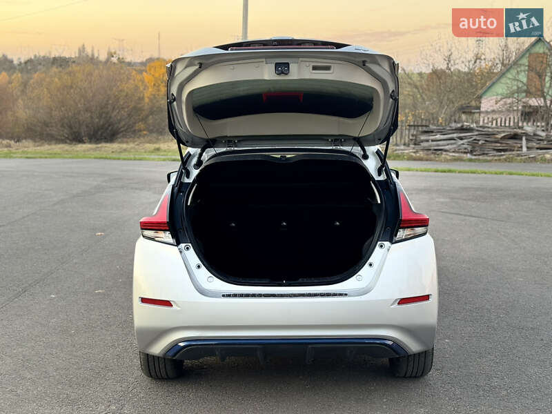 Хэтчбек Nissan Leaf 2018 в Ровно фото 30 Хэтчбек Nissan Leaf 2018 в Ровно