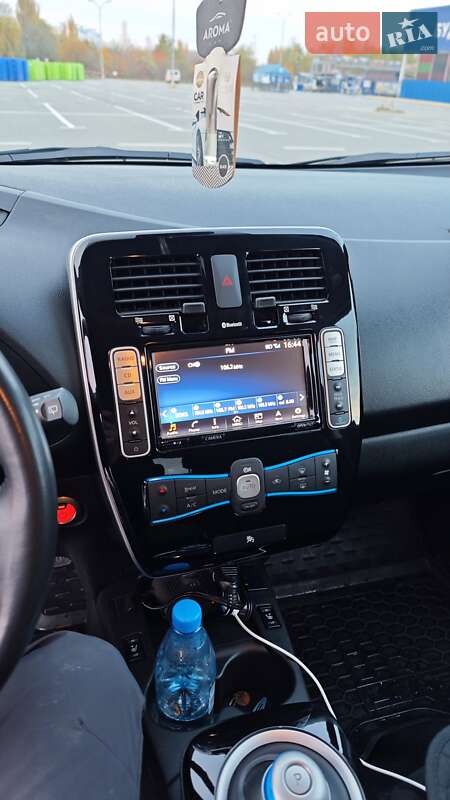 Хэтчбек Nissan Leaf 2017 в Каменец-Подольском фото 6 Хэтчбек Nissan Leaf 2017 в Каменец-Подольском