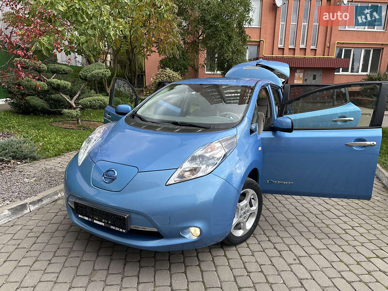 Хэтчбек Nissan Leaf 2012 в Луцке фото 3 Хэтчбек Nissan Leaf 2012 в Луцке