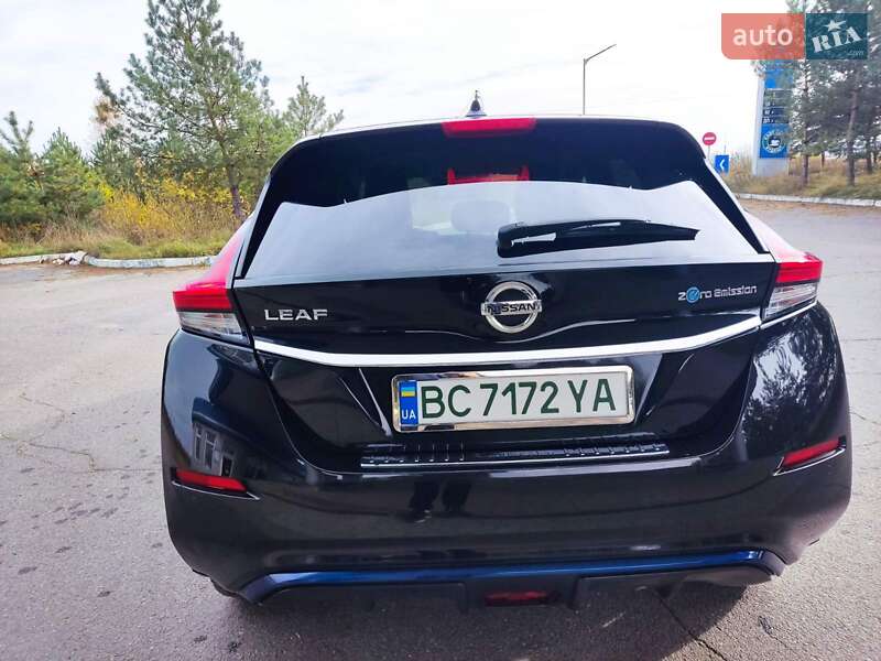 Хэтчбек Nissan Leaf 2018 в Золочеве