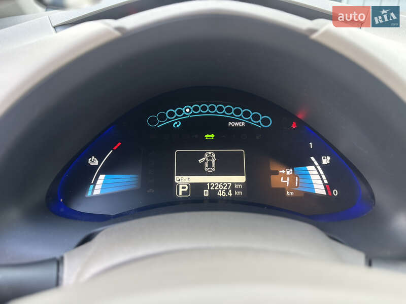 Хэтчбек Nissan Leaf 2011 в Владимире фото 15 Хэтчбек Nissan Leaf 2011 в Владимире