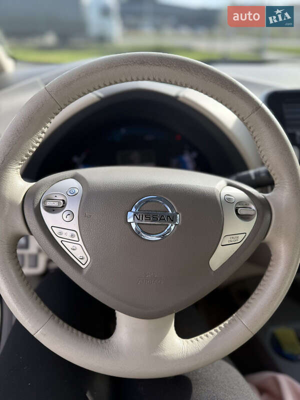 Хэтчбек Nissan Leaf 2012 в Радехове фото 8 Хэтчбек Nissan Leaf 2012 в Радехове
