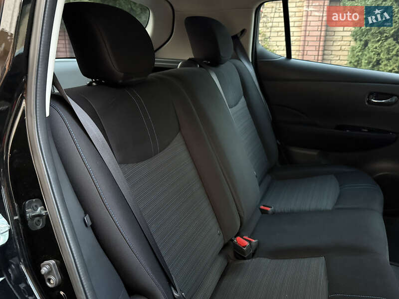 Хэтчбек Nissan Leaf 2018 в Черновцах
