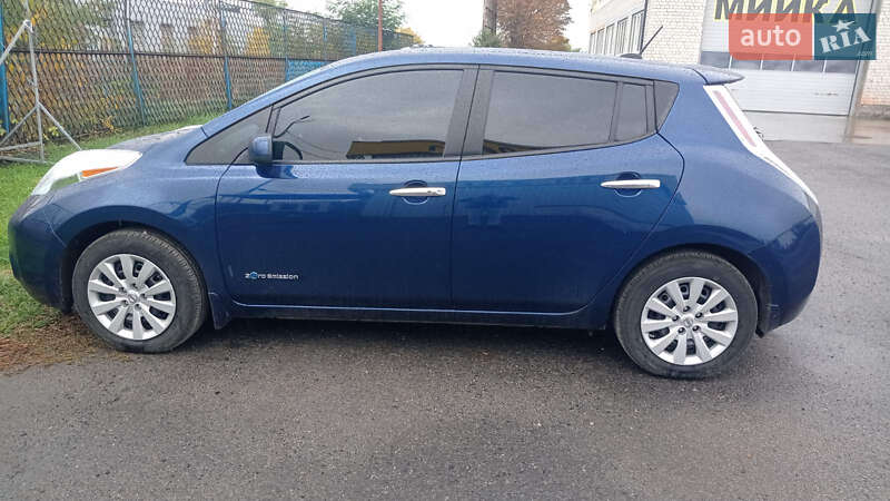 Хэтчбек Nissan Leaf 2017 в Полтаве