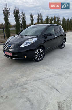 Хэтчбек Nissan Leaf 2014 в Ужгороде
