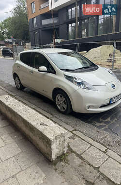 Хетчбек Nissan Leaf 2011 в Львові