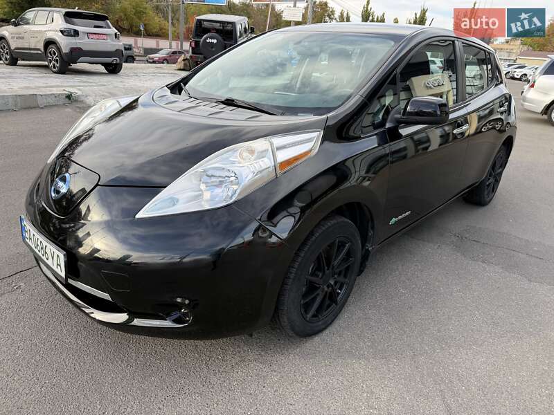 Хэтчбек Nissan Leaf 2014 в Одессе фото 2 Хэтчбек Nissan Leaf 2014 в Одессе