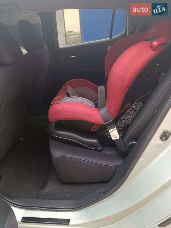 Хэтчбек Nissan Leaf 2018 в Ивано-Франковске