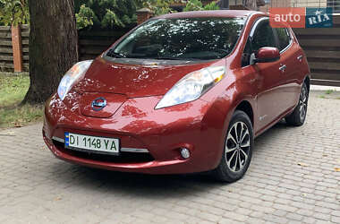 Хэтчбек Nissan Leaf 2015 в Яворове