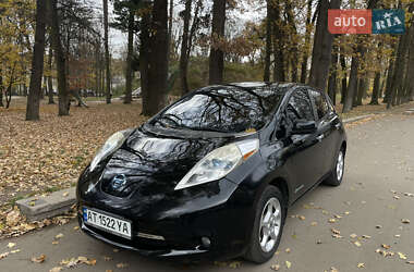 Хетчбек Nissan Leaf 2013 в Івано-Франківську
