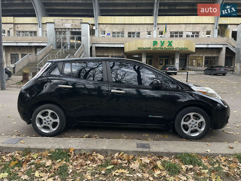 Хэтчбек Nissan Leaf 2013 в Ивано-Франковске фото 5 Хэтчбек Nissan Leaf 2013 в Ивано-Франковске