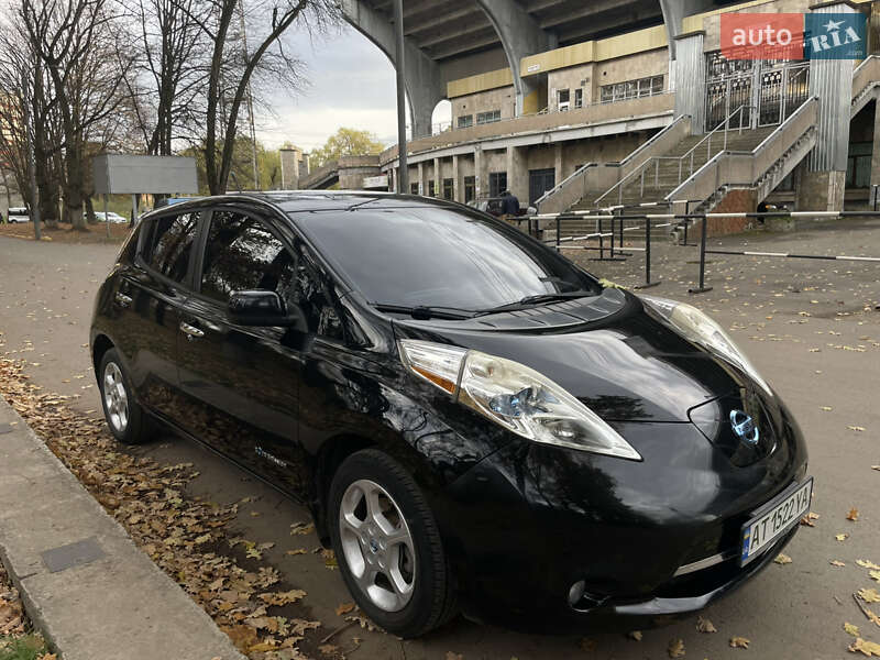 Хэтчбек Nissan Leaf 2013 в Ивано-Франковске фото 6 Хэтчбек Nissan Leaf 2013 в Ивано-Франковске