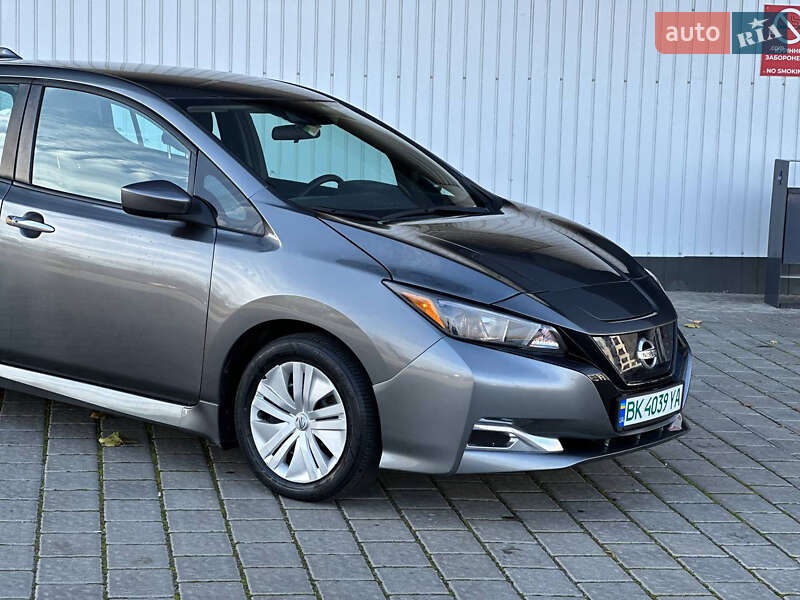 Хэтчбек Nissan Leaf 2020 в Ровно