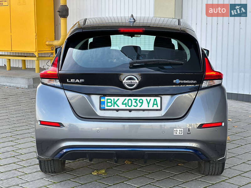 Хэтчбек Nissan Leaf 2020 в Ровно