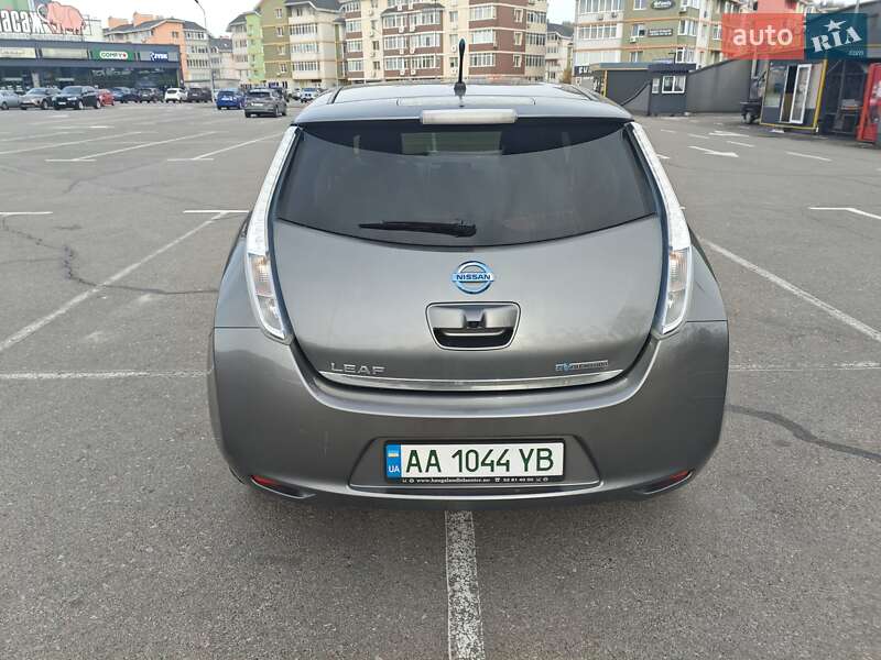 Хэтчбек Nissan Leaf 2013 в Киеве фото 9 Хэтчбек Nissan Leaf 2013 в Киеве