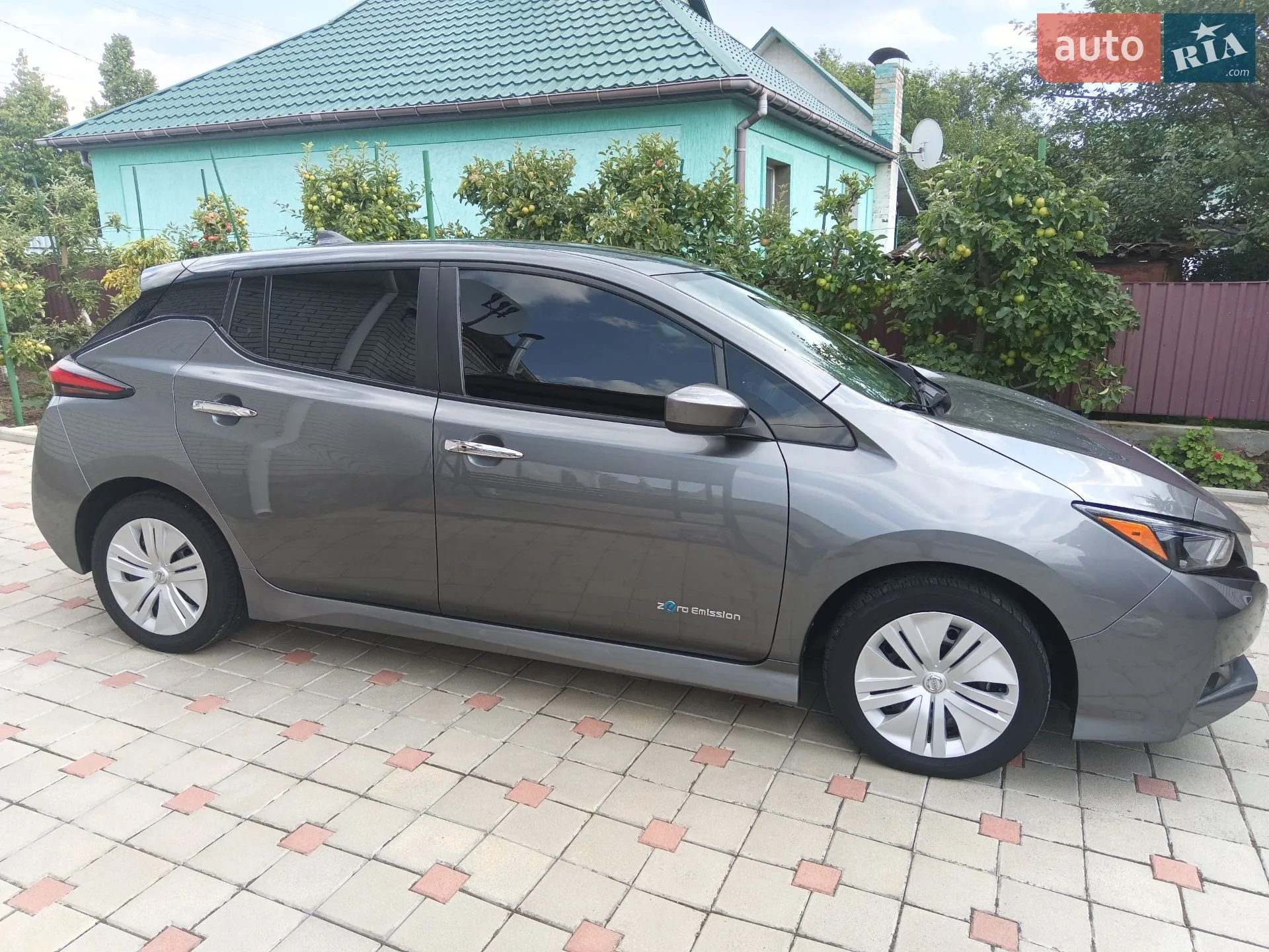 2017 Nissan Leaf - мініатюра 9