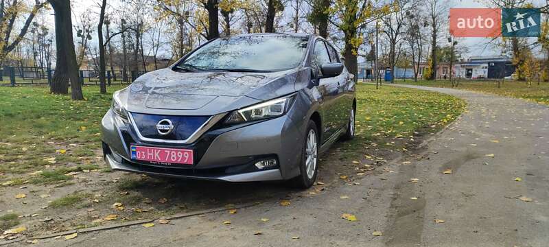Хетчбек Nissan Leaf 2018 в Харкові