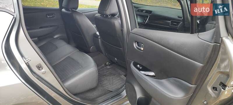 Хетчбек Nissan Leaf 2018 в Харкові