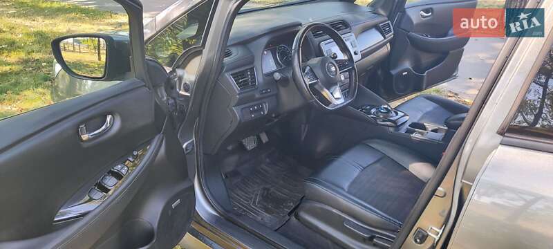 Хетчбек Nissan Leaf 2018 в Харкові