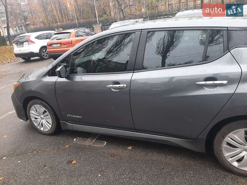 Хетчбек Nissan Leaf 2018 в Києві фото 7 Хетчбек Nissan Leaf 2018 в Києві