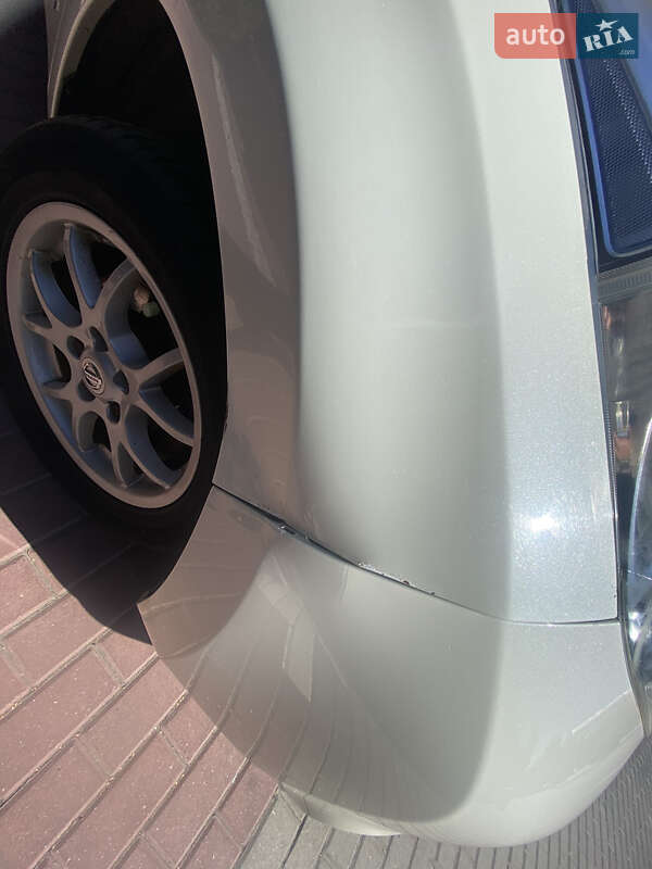 Хетчбек Nissan Leaf 2011 в Черкасах