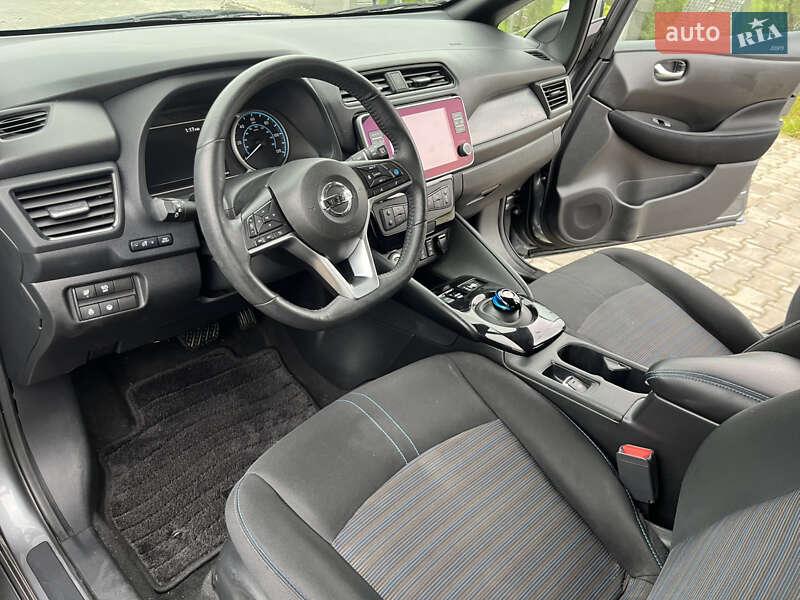 Хэтчбек Nissan Leaf 2020 в Дрогобыче