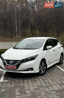 Хэтчбек Nissan Leaf 2018 в Виннице