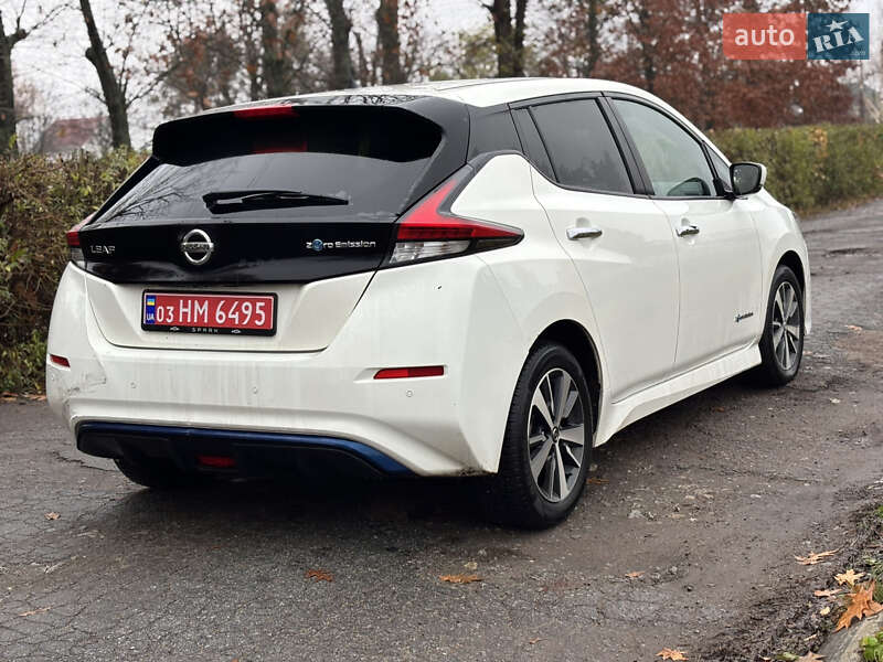 Хэтчбек Nissan Leaf 2018 в Житомире фото 5 Хэтчбек Nissan Leaf 2018 в Житомире