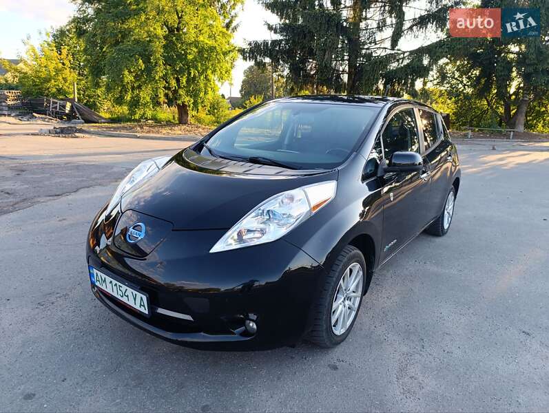 Хэтчбек Nissan Leaf 2013 в Любаре