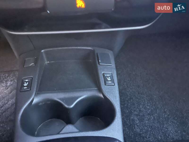 Хэтчбек Nissan Leaf 2017 в Черновцах