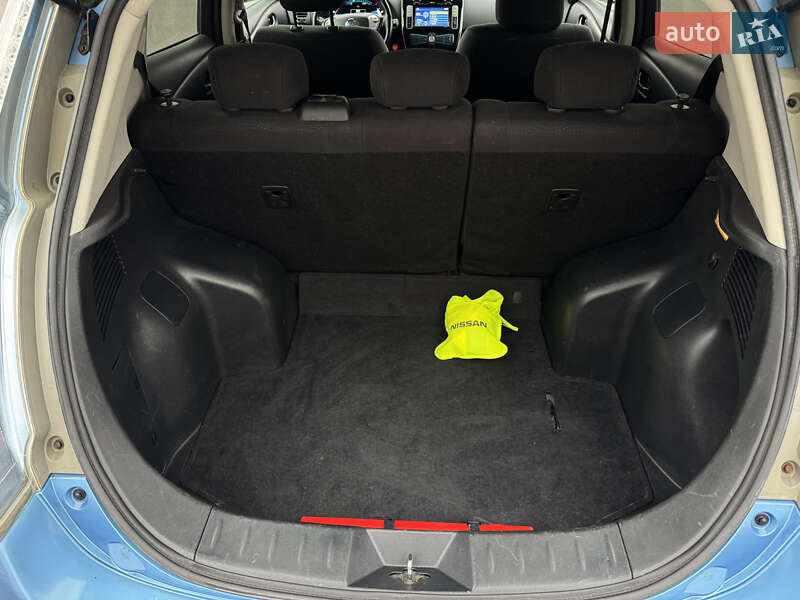 Хэтчбек Nissan Leaf 2013 в Виннице