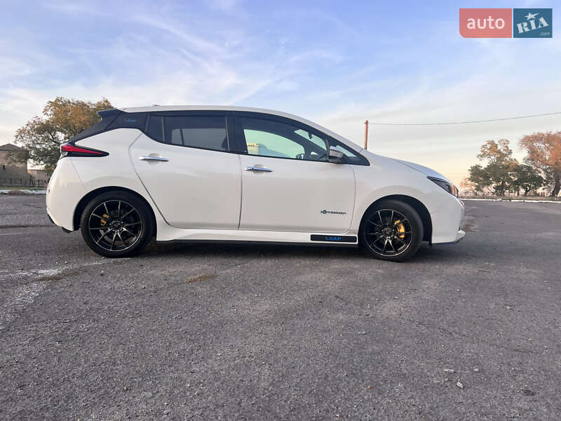 Хэтчбек Nissan Leaf 2018 в Одессе фото 5 Хэтчбек Nissan Leaf 2018 в Одессе