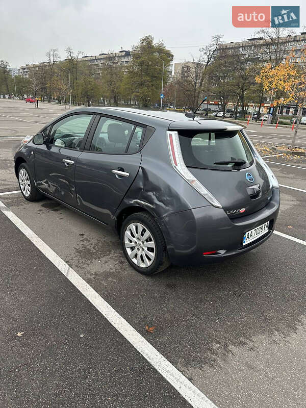 Хэтчбек Nissan Leaf 2013 в Киеве фото 4 Хэтчбек Nissan Leaf 2013 в Киеве