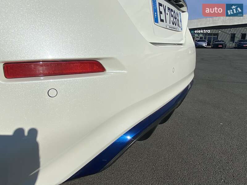 Хетчбек Nissan Leaf 2018 в Львові