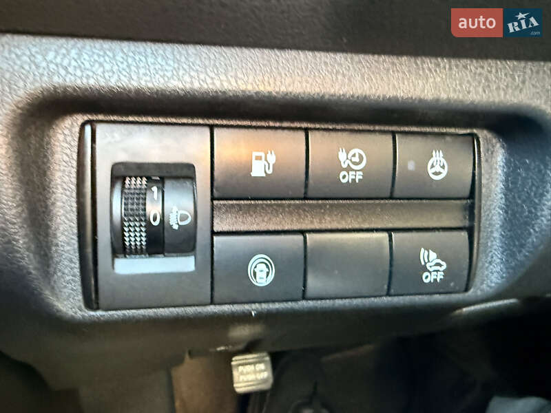 Хэтчбек Nissan Leaf 2020 в Львове фото 30 Хэтчбек Nissan Leaf 2020 в Львове
