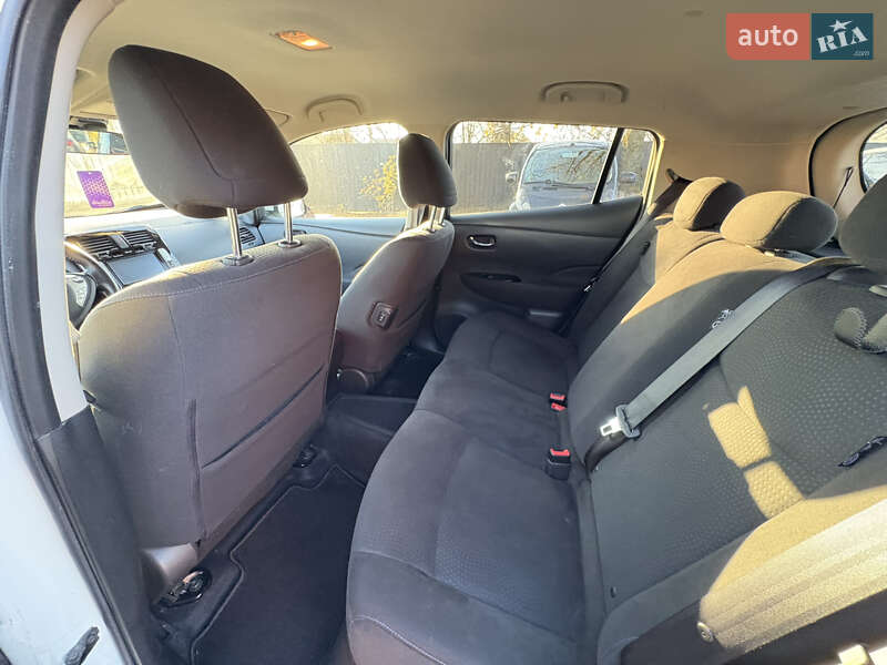 Хэтчбек Nissan Leaf 2014 в Луцке фото 17 Хэтчбек Nissan Leaf 2014 в Луцке
