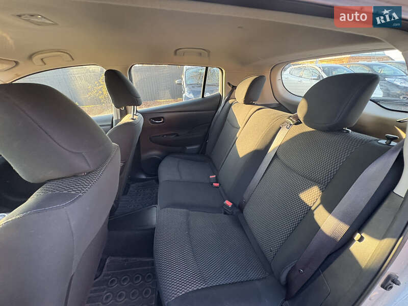 Хэтчбек Nissan Leaf 2015 в Луцке фото 19 Хэтчбек Nissan Leaf 2015 в Луцке
