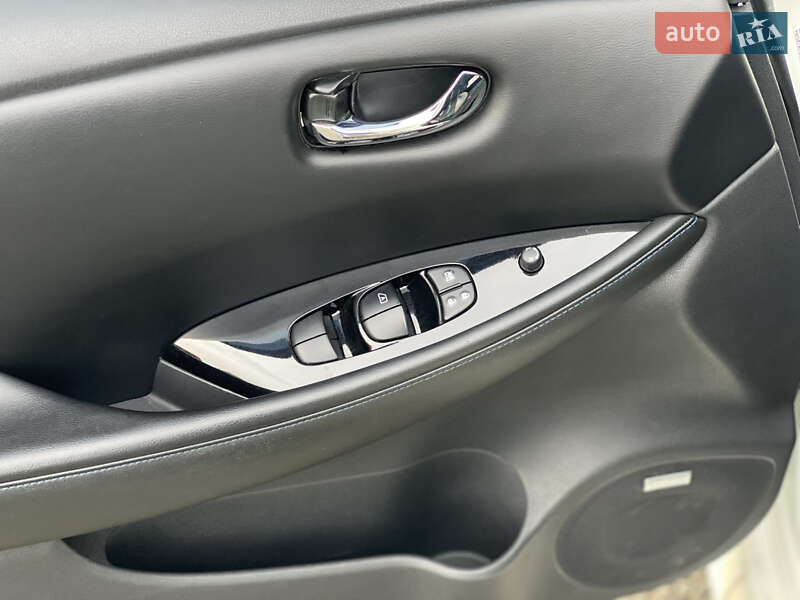 Хэтчбек Nissan Leaf 2023 в Луцке