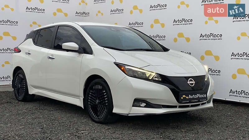 Хэтчбек Nissan Leaf 2023 в Луцке