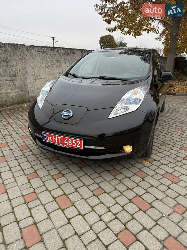 Хэтчбек Nissan Leaf 2013 в Тернополе