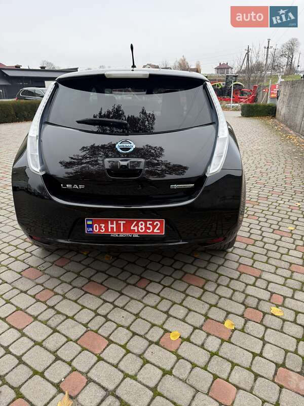 Хэтчбек Nissan Leaf 2013 в Тернополе