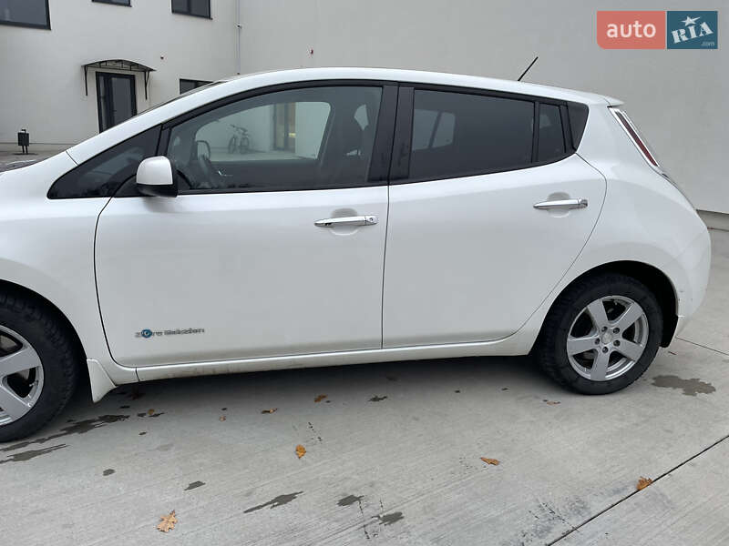 Хэтчбек Nissan Leaf 2015 в Луцке фото 4 Хэтчбек Nissan Leaf 2015 в Луцке