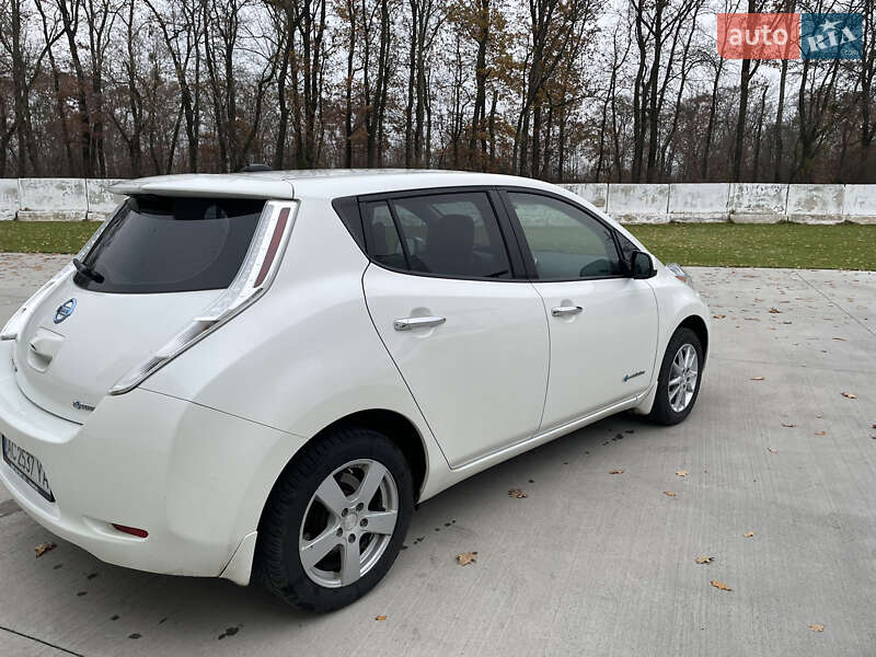 Хэтчбек Nissan Leaf 2015 в Луцке фото 9 Хэтчбек Nissan Leaf 2015 в Луцке
