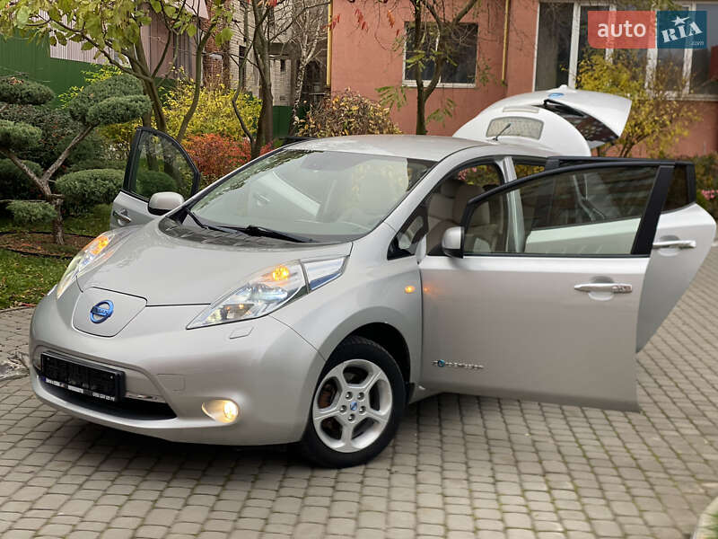 Nissan Leaf 2012