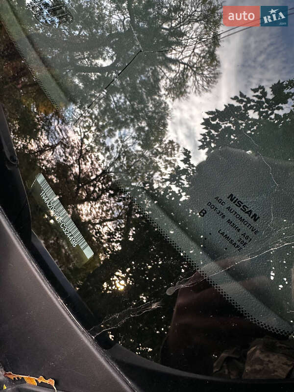 Хэтчбек Nissan Leaf 2015 в Одессе