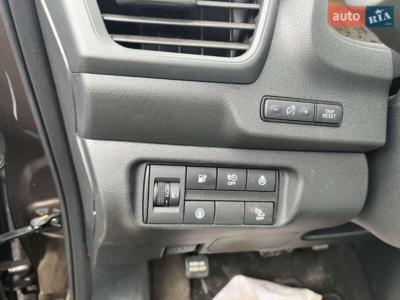 Хэтчбек Nissan Leaf 2021 в Бродах фото 51 Хэтчбек Nissan Leaf 2021 в Бродах